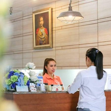 Central Place Hotel Rayong Extérieur photo