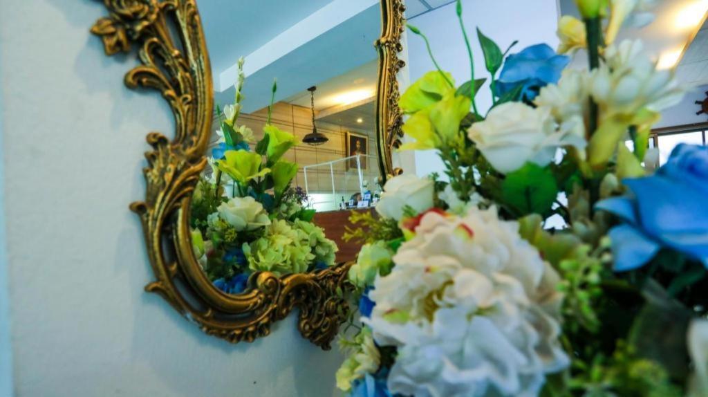 Central Place Hotel Rayong Extérieur photo