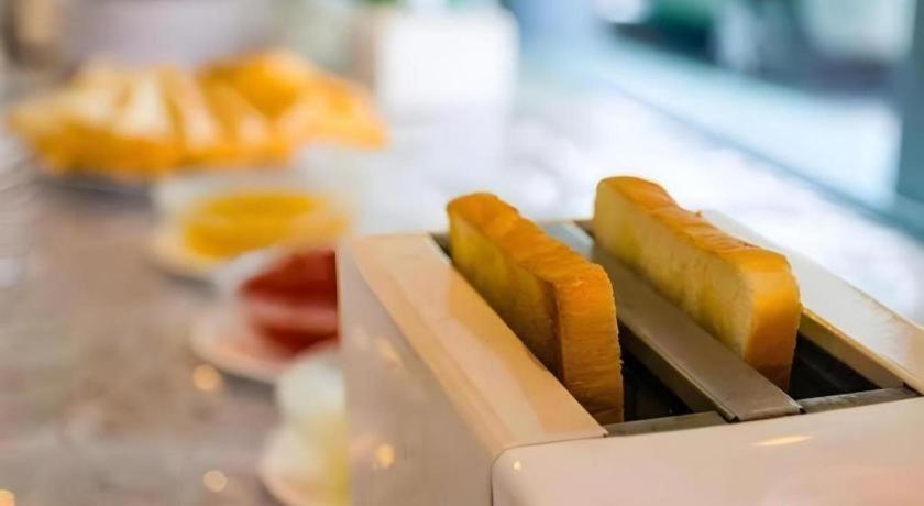 Central Place Hotel Rayong Extérieur photo