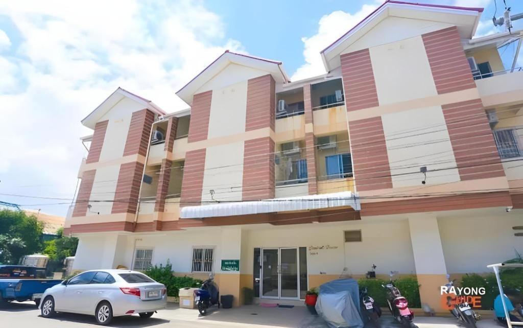 Central Place Hotel Rayong Extérieur photo